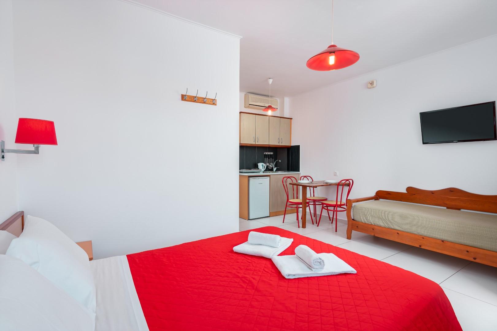 Bellos Hotel Apartments Hersonissos  Eksteriør billede