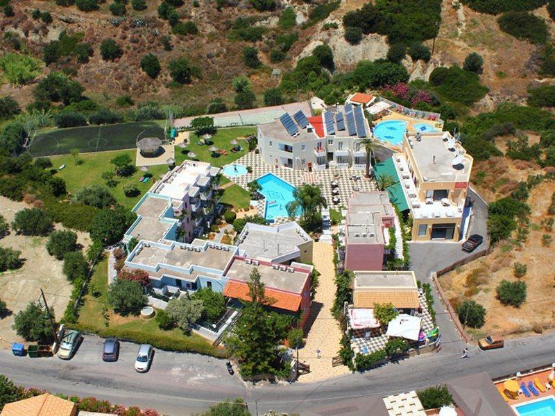 Bellos Hotel Apartments Hersonissos  Eksteriør billede