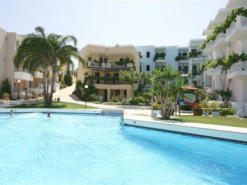 Bellos Hotel Apartments Hersonissos  Eksteriør billede