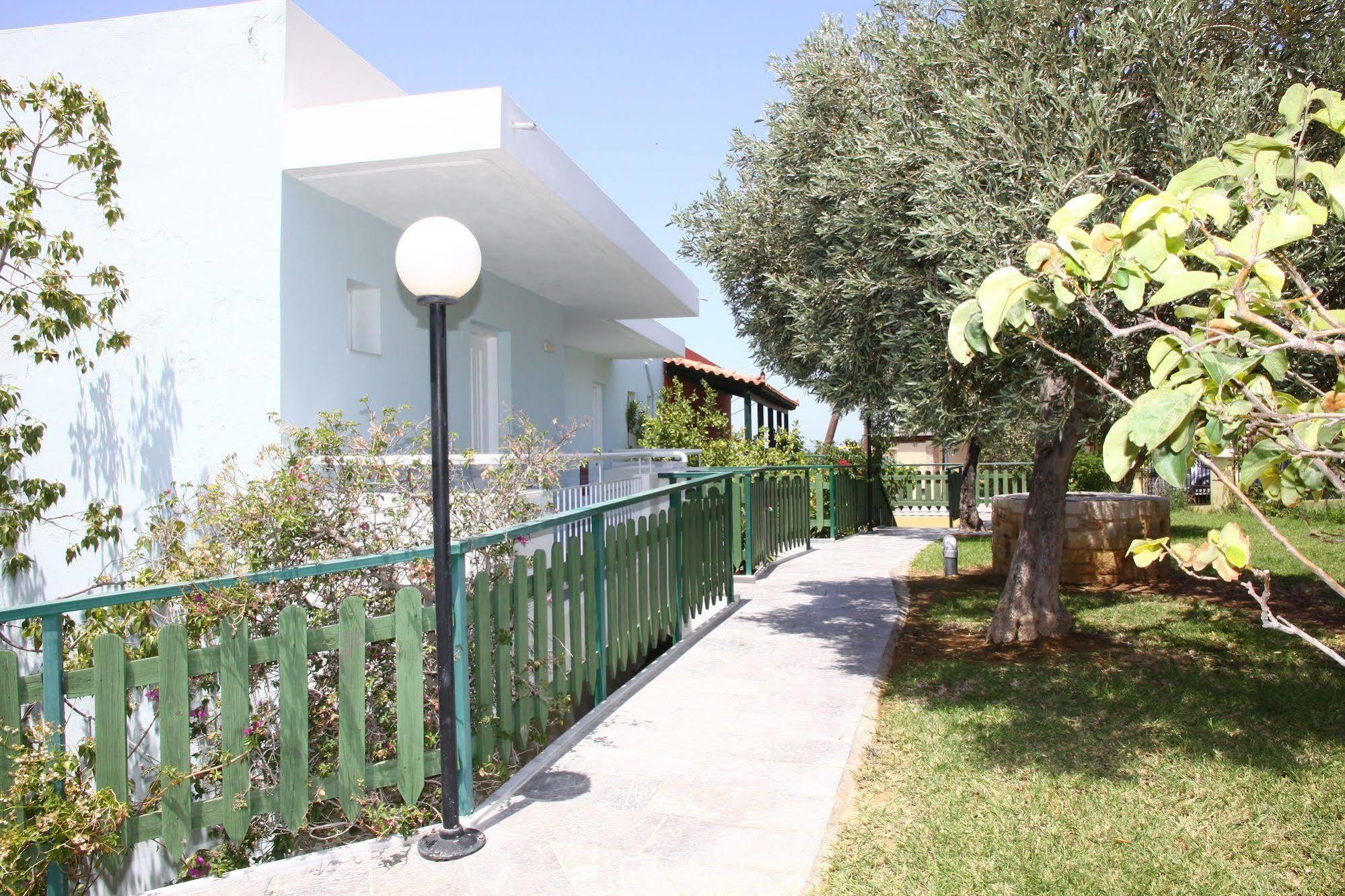 Bellos Hotel Apartments Hersonissos  Eksteriør billede